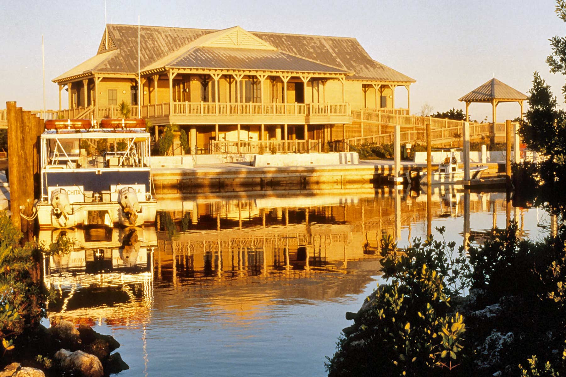 dante fascell visitor center, things to do in biscayne national park